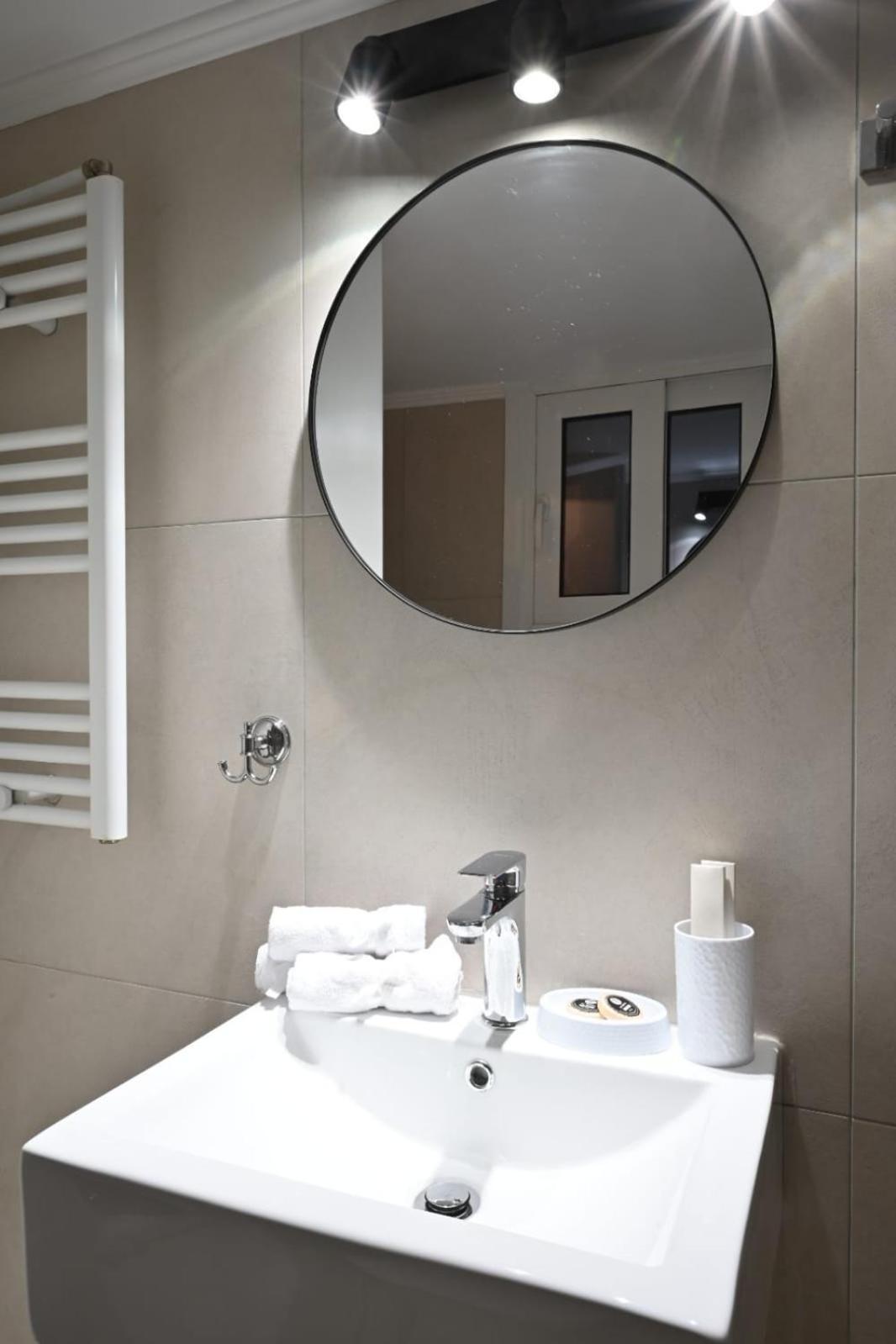 Modern Two Bedroom Apartment At Koukaki Aten Exteriör bild